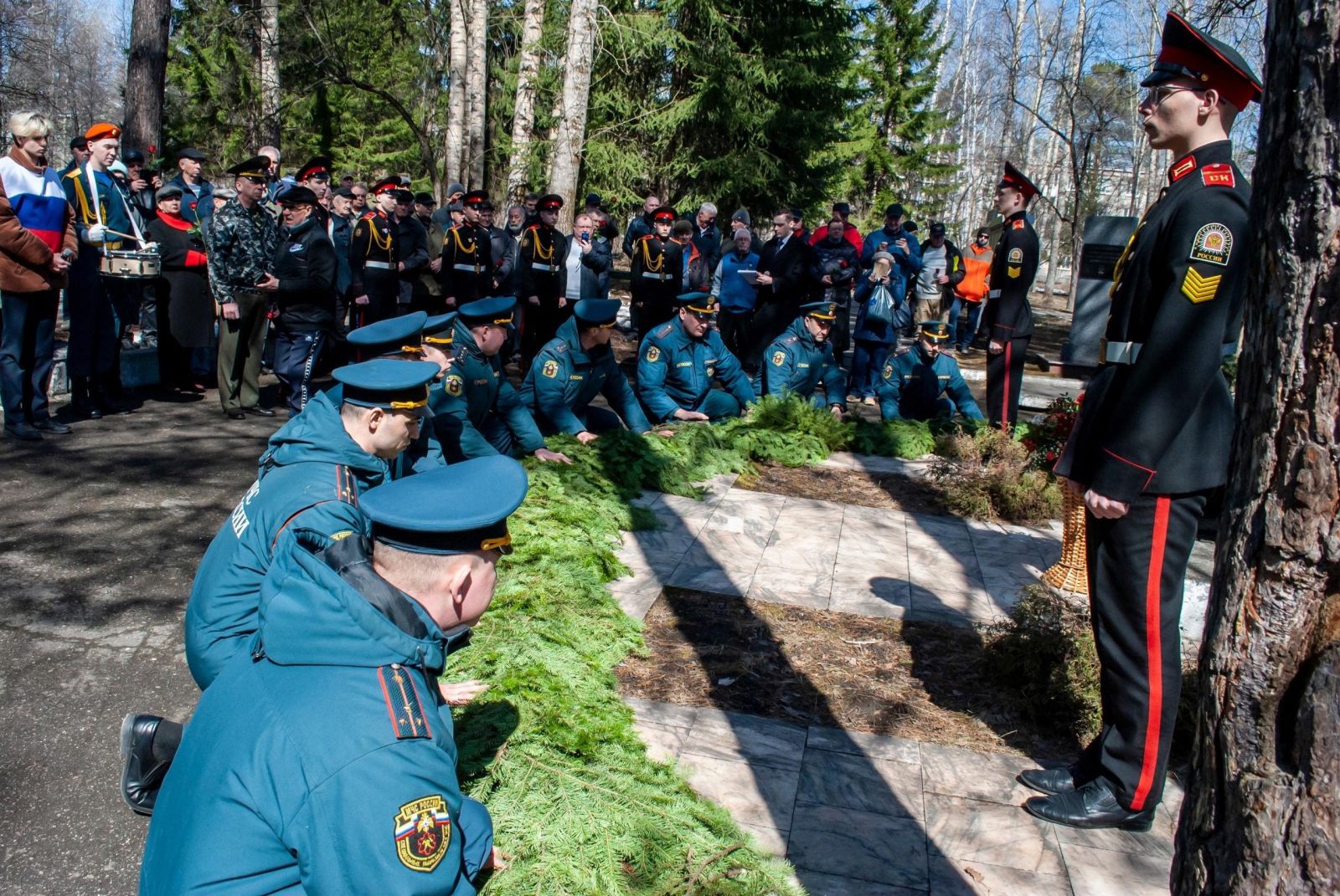 В Северске прошел митинг памяти героев-ликвидаторов Чернобыльской аварии |  26.04.2024 | Северск - БезФормата